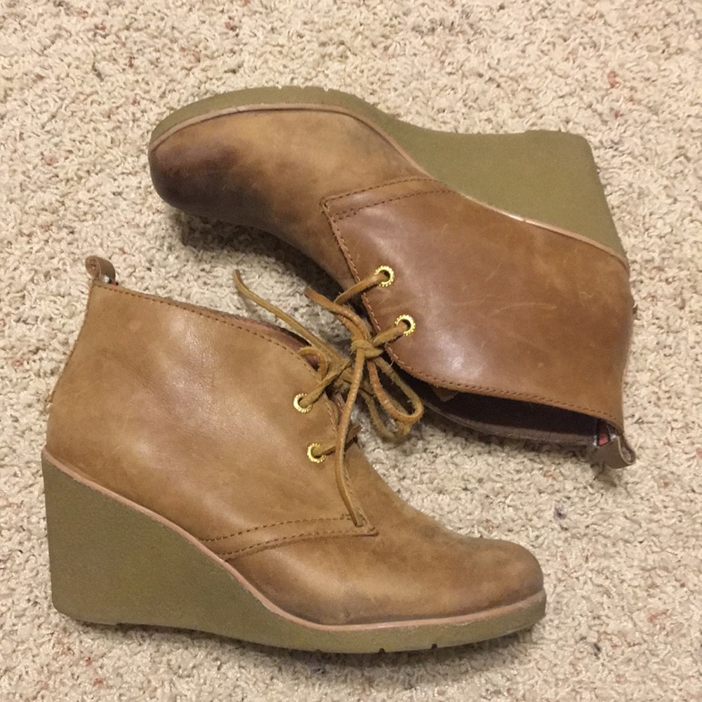 Sperry Wedges